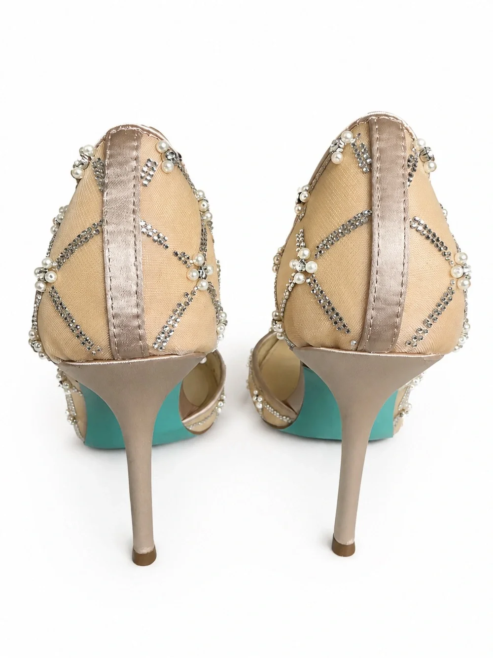 Betsey Johnson Cruze Rhinestone Pearl Mesh Pumps Nude Heels Size 6.5 W/Box